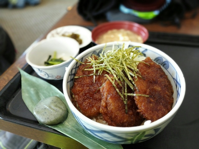 たれカツ丼